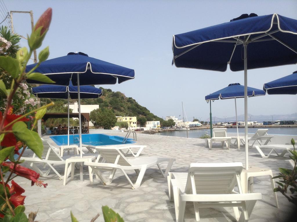Haritos Hotel - Geothermal Hot Swimming Pool Mandraki  Bagian luar foto