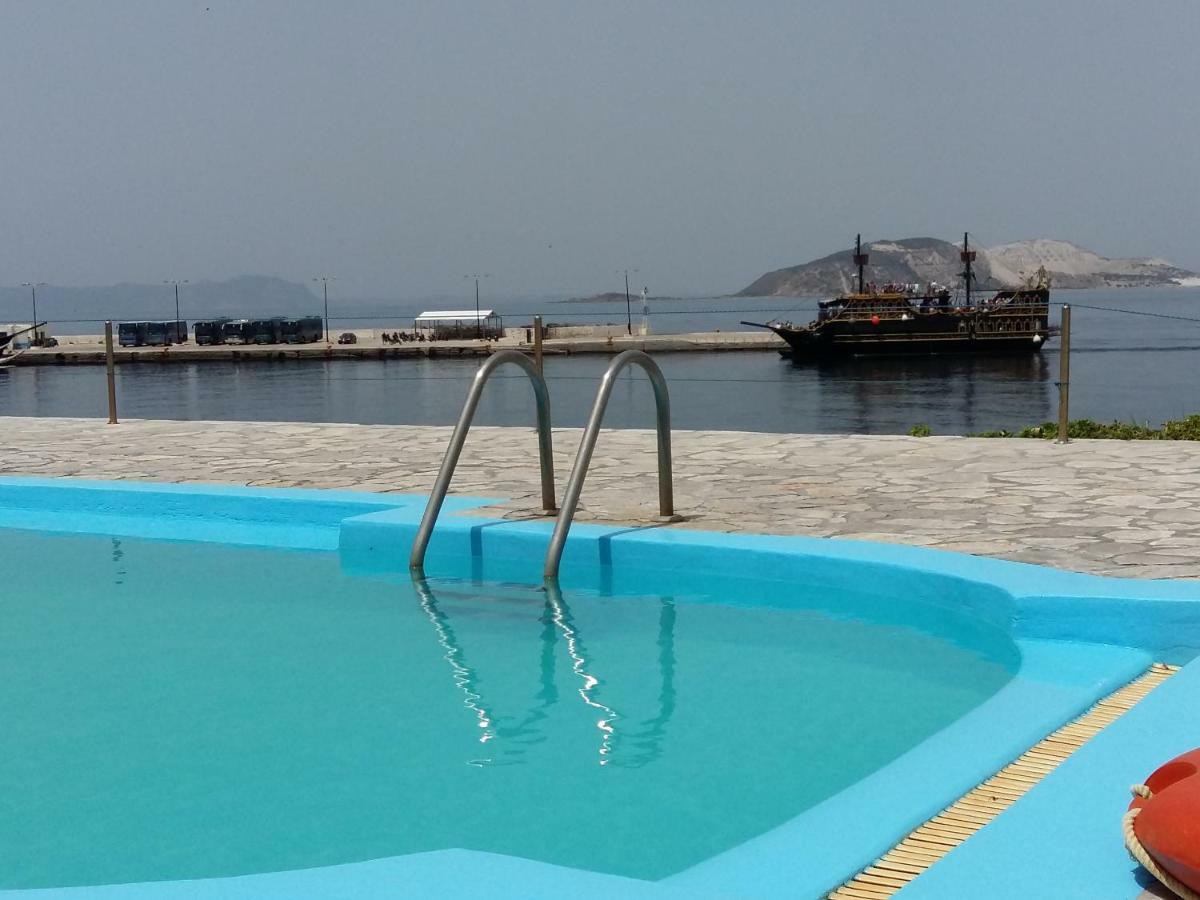 Haritos Hotel - Geothermal Hot Swimming Pool Mandraki  Bagian luar foto